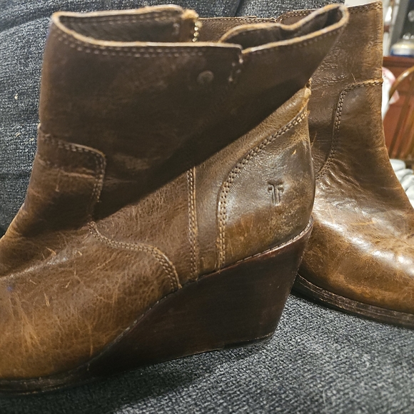 Frye boots - Picture 2 of 4